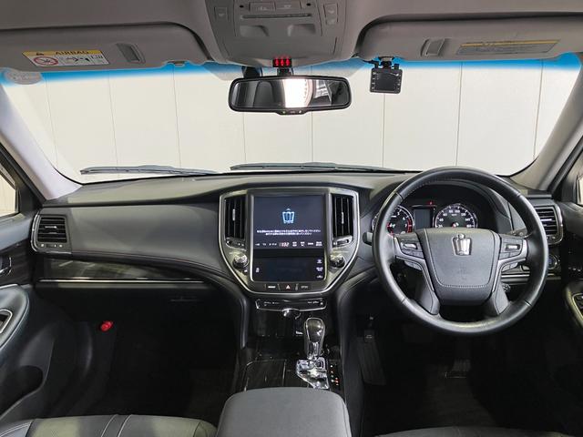 クラウン アスリートG パノラミックビューモニター・純正SDナビ・Bluetoothオーディオ・フルセグ・プリクラッシュセーフティー・レーダークルーズコントロール・コーナーセンサー・ブラインドスポットモニター・18インチAW(49枚目)