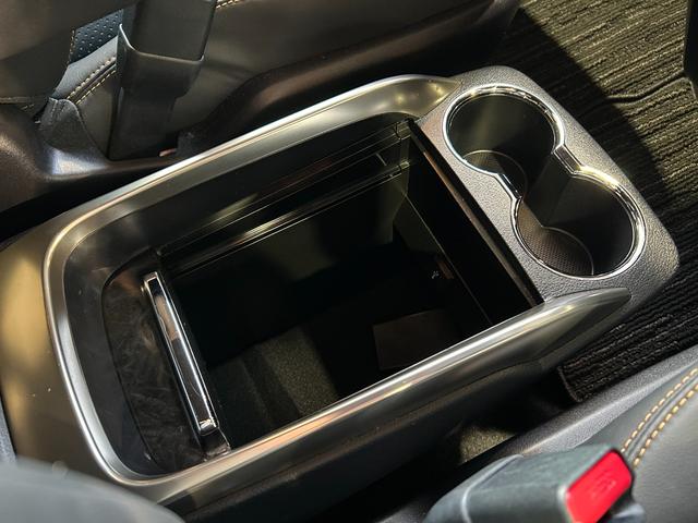 アルファード 2.5S タイプゴールドII 両側パワースライドドア・パワートランク・デジタルインナーミラー・純正ディスプレイオーディオ・Bluetoothオーディオ・フルセグ・ナビ・Bカメラ・フリップダウンモニター・DVDプレーヤー・ドラレコ(60枚目)