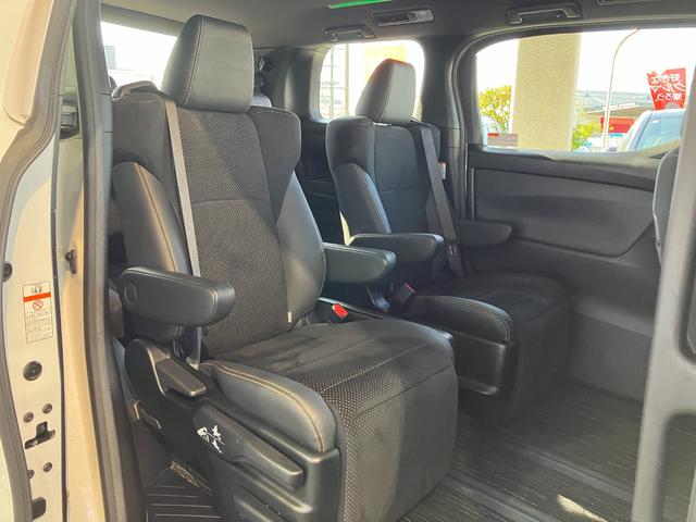 アルファード 2.5S タイプゴールドII 両側パワースライドドア・パワートランク・デジタルインナーミラー・純正ディスプレイオーディオ・Bluetoothオーディオ・フルセグ・ナビ・Bカメラ・フリップダウンモニター・DVDプレーヤー・ドラレコ(73枚目)