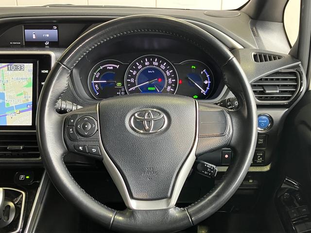 ヴォクシー ハイブリッドＺＳ　煌ＩＩＩ　純正１０インチＳＤナビ・Ｂｌｕｅｔｏｏｔｈオーディオ・フルセグ・Ｂカメラ・両側パワースライドドア・プリクラッシュセーフティー・レーンキープ・クルーズコントロール・２．０ＥＴＣ・ＵＳＢ端子・オートミラー（13枚目）