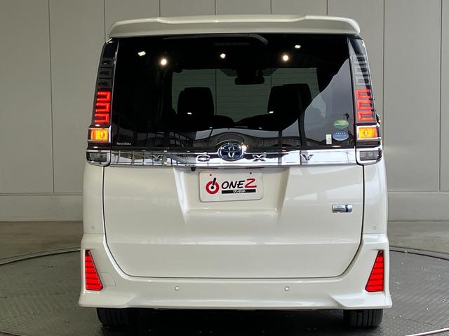 ヴォクシー ハイブリッドＺＳ　煌ＩＩＩ　純正１０インチＳＤナビ・Ｂｌｕｅｔｏｏｔｈオーディオ・フルセグ・Ｂカメラ・両側パワースライドドア・プリクラッシュセーフティー・レーンキープ・クルーズコントロール・２．０ＥＴＣ・ＵＳＢ端子・オートミラー（32枚目）