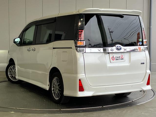 ヴォクシー ハイブリッドＺＳ　煌ＩＩＩ　純正１０インチＳＤナビ・Ｂｌｕｅｔｏｏｔｈオーディオ・フルセグ・Ｂカメラ・両側パワースライドドア・プリクラッシュセーフティー・レーンキープ・クルーズコントロール・２．０ＥＴＣ・ＵＳＢ端子・オートミラー（33枚目）