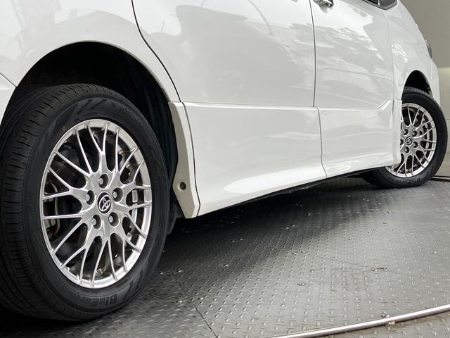 ヴォクシー ハイブリッドＺＳ　煌ＩＩＩ　純正１０インチＳＤナビ・Ｂｌｕｅｔｏｏｔｈオーディオ・フルセグ・Ｂカメラ・両側パワースライドドア・プリクラッシュセーフティー・レーンキープ・クルーズコントロール・２．０ＥＴＣ・ＵＳＢ端子・オートミラー（40枚目）