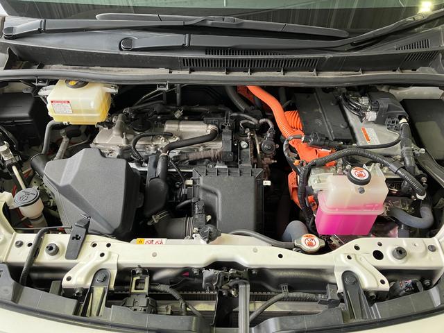 ヴォクシー ハイブリッドＺＳ　煌ＩＩＩ　純正１０インチＳＤナビ・Ｂｌｕｅｔｏｏｔｈオーディオ・フルセグ・Ｂカメラ・両側パワースライドドア・プリクラッシュセーフティー・レーンキープ・クルーズコントロール・２．０ＥＴＣ・ＵＳＢ端子・オートミラー（79枚目）