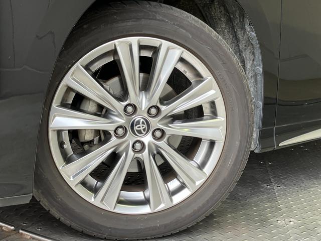 アルファード ２．５Ｓ　タイプゴールドＩＩ　Ｗサンルーフ・両側パワースライドドア・プリクラッシュセーフティー・レーダークルーズコントロール・レーンキープ・純正ディスプレイオーディオ・Ｂｌｕｅｔｏｏｔｈオーディオ・フルセグ・Ｂカメラ・ドラレコＦＲ（4枚目）