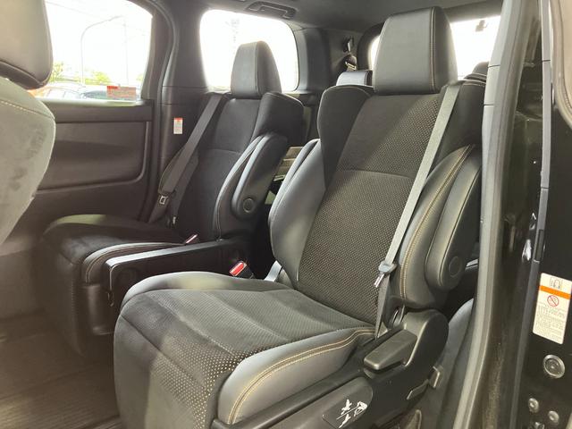 アルファード ２．５Ｓ　タイプゴールドＩＩ　Ｗサンルーフ・両側パワースライドドア・プリクラッシュセーフティー・レーダークルーズコントロール・レーンキープ・純正ディスプレイオーディオ・Ｂｌｕｅｔｏｏｔｈオーディオ・フルセグ・Ｂカメラ・ドラレコＦＲ（76枚目）