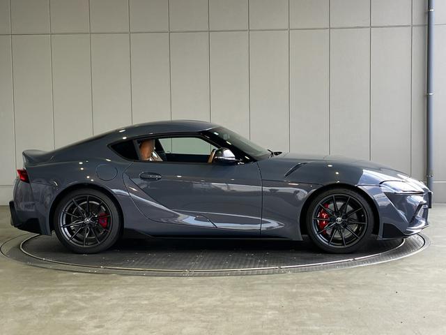 スープラ ＲＺ　６ＭＴ・直列６気筒ツインターボ・ＢＤ０６型・ＳＡＲＤマフラー・ワンオーナー・タン革シート・シートヒーター・ヘットアップディスプレイ・ドラレコ・ブラインドスポットモニター・ＪＢＬプレミアムサウンド・（33枚目）