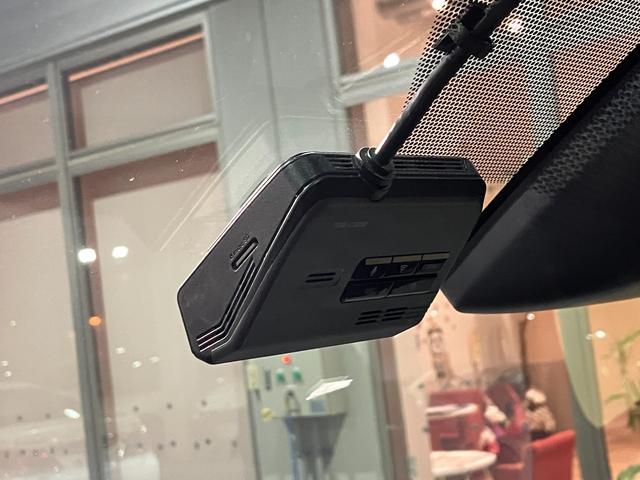 ヴォクシー ＺＳ　煌ＩＩ　アルパイン１１インチＳＤナビ・Ｂｌｕｅｔｏｏｔｈオーディオ・フルセグ・Ｂカメラ・フリップダウンモニター・ドラレコ前後・プリクラッシュセーフティー・クルーズコントロール・コーナーセンサー・ＵＳＢ端子・（15枚目）