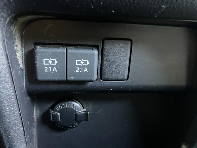 ヴォクシー ＺＳ　煌ＩＩ　アルパイン１１インチＳＤナビ・Ｂｌｕｅｔｏｏｔｈオーディオ・フルセグ・Ｂカメラ・フリップダウンモニター・ドラレコ前後・プリクラッシュセーフティー・クルーズコントロール・コーナーセンサー・ＵＳＢ端子・（59枚目）