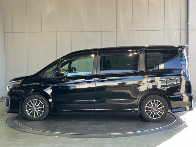 ヴォクシー ＺＳ　煌ＩＩ　両側パワースライドドア・純正９インチＳＤナビ・Ｂｌｕｅｔｏｏｔｈオーディオ・フルセグ・Ｂカメラ・ＨＤＭＩ端子・ＥＴＣ・プリクラッシュセーフティー・レーンキープ・ＬＥＤオートライト・ドラレコ・ＭＴモード（34枚目）