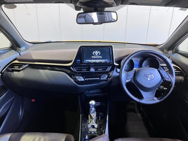 C-HR G モデリスタエアロFSR・純正9インチSDナビ・フルセグ・Bluetoothオーディオ・Bカメラ・シートヒーター・プリクラッシュセーフティー・レーダークルーズコントロール・ブラインドスポットモニター・(8枚目)