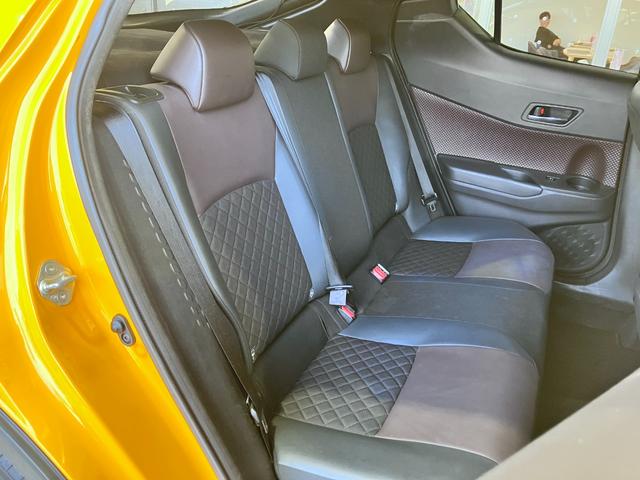 C-HR G モデリスタエアロFSR・純正9インチSDナビ・フルセグ・Bluetoothオーディオ・Bカメラ・シートヒーター・プリクラッシュセーフティー・レーダークルーズコントロール・ブラインドスポットモニター・(18枚目)