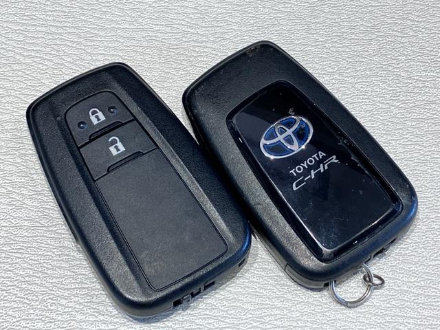 C-HR G モデリスタエアロFSR・純正9インチSDナビ・フルセグ・Bluetoothオーディオ・Bカメラ・シートヒーター・プリクラッシュセーフティー・レーダークルーズコントロール・ブラインドスポットモニター・(55枚目)