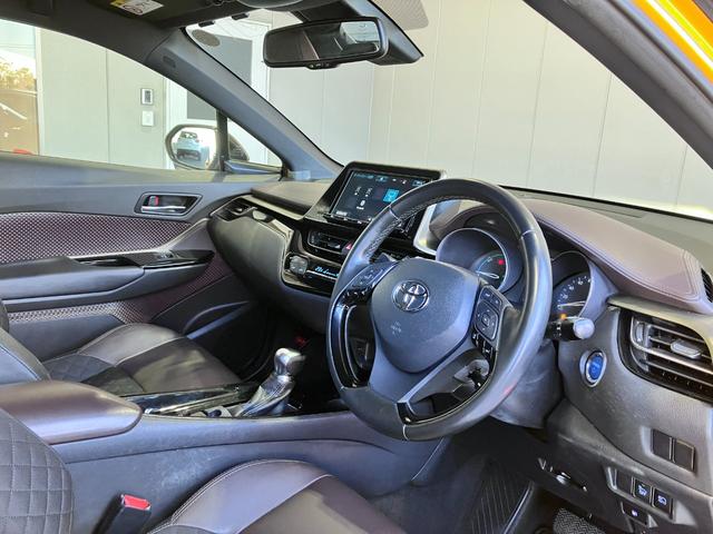 C-HR G モデリスタエアロFSR・純正9インチSDナビ・フルセグ・Bluetoothオーディオ・Bカメラ・シートヒーター・プリクラッシュセーフティー・レーダークルーズコントロール・ブラインドスポットモニター・(57枚目)