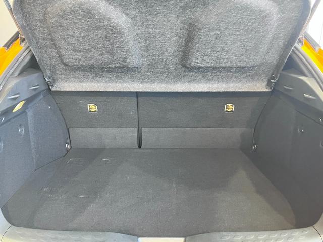 C-HR G モデリスタエアロFSR・純正9インチSDナビ・フルセグ・Bluetoothオーディオ・Bカメラ・シートヒーター・プリクラッシュセーフティー・レーダークルーズコントロール・ブラインドスポットモニター・(63枚目)