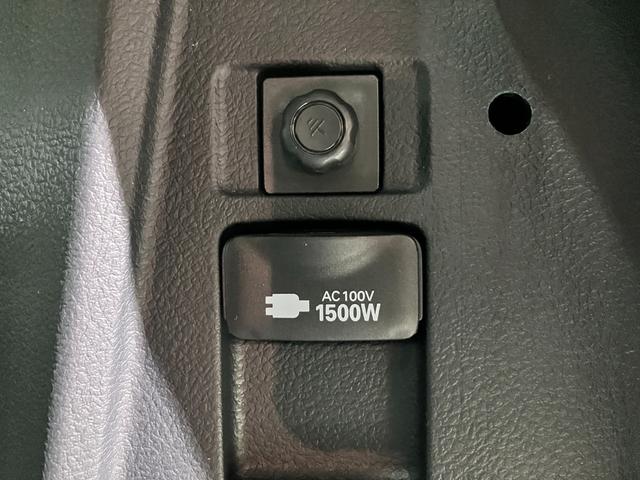 シエンタ ハイブリッドＧ　クエロ　パノラミックビューモニター・純正９インチＳＤナビ・Ｂｌｕｅｔｏｏｔｈオーディオ・フルセグ・純正フリップダウンモニター・デジタルインナーミラー・両側パワースライドドア・１５００Ｗ　ＡＣ・ＨＤＭＩ端子・（69枚目）