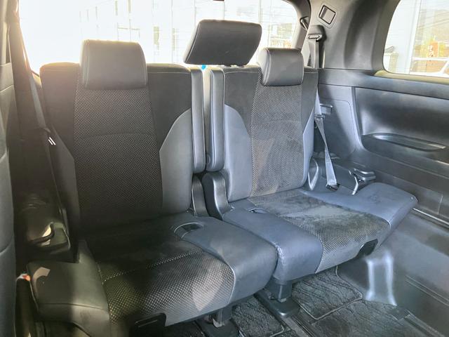 アルファード ２．５Ｓ　タイプゴールド　Ｗサンルーフ・純正フリップダウンモニター・ディスプレイオーディオ・Ｂｌｕｅｔｏｏｔｈオーディオ・フルセグ・ナビ・Ｂカメラ・ＤＶＤプレーヤー・両側パワースライドドア・パワートランク・２．０ＥＴＣ・ＵＳＢ（18枚目）