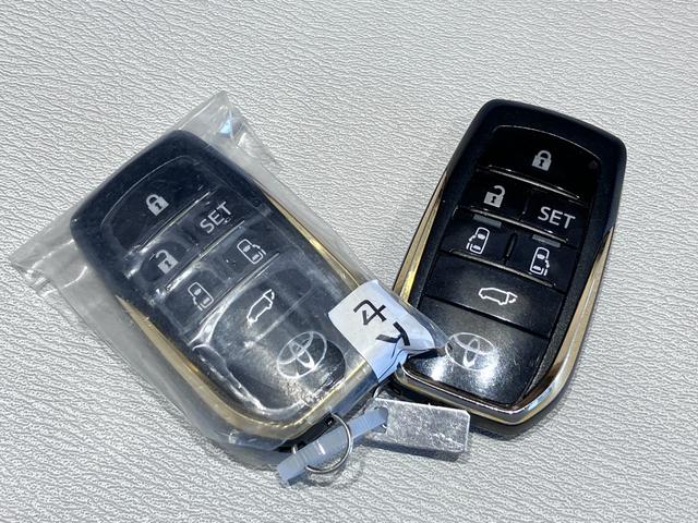 アルファード ２．５Ｓ　タイプゴールド　Ｗサンルーフ・純正フリップダウンモニター・ディスプレイオーディオ・Ｂｌｕｅｔｏｏｔｈオーディオ・フルセグ・ナビ・Ｂカメラ・ＤＶＤプレーヤー・両側パワースライドドア・パワートランク・２．０ＥＴＣ・ＵＳＢ（63枚目）