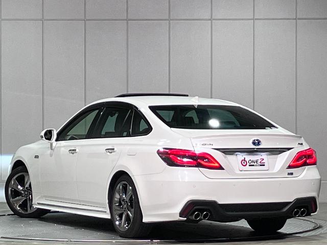 クラウンハイブリッド ＲＳアドバンス　サンルーフ・黒本革シート・エアーシート・シートヒーター・デジタルインナーミラー・パノラミックビューモニター・純正ＳＤナビ・Ｂｌｕｅｔｏｏｔｈオーディオ・フルセグ・パーキングアシスト・Ｂｌｕ－ｒａｙ再生（32枚目）