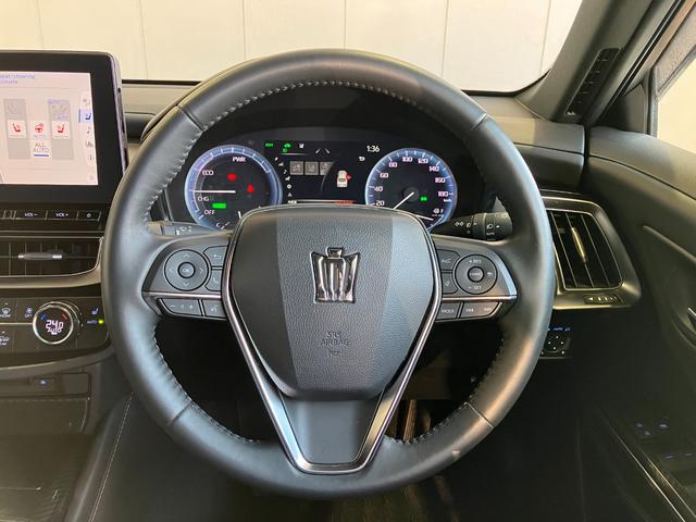 クラウンハイブリッド RS パノラミックビューモニター・純正SDナビ・Bluetoothオーディオ・フルセグ・ドラレコ・プリクラッシュセーフティー・レーダークルーズコントロール・レーンキープ・ブラインドスポットモニター・ETC・(15枚目)