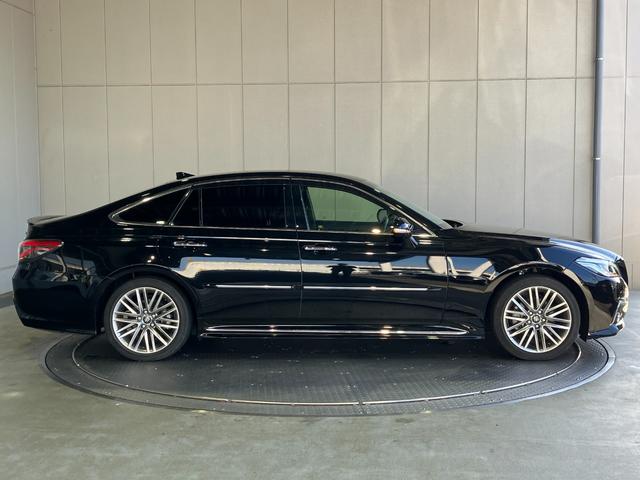 クラウンハイブリッド RS パノラミックビューモニター・純正SDナビ・Bluetoothオーディオ・フルセグ・ドラレコ・プリクラッシュセーフティー・レーダークルーズコントロール・レーンキープ・ブラインドスポットモニター・ETC・(34枚目)