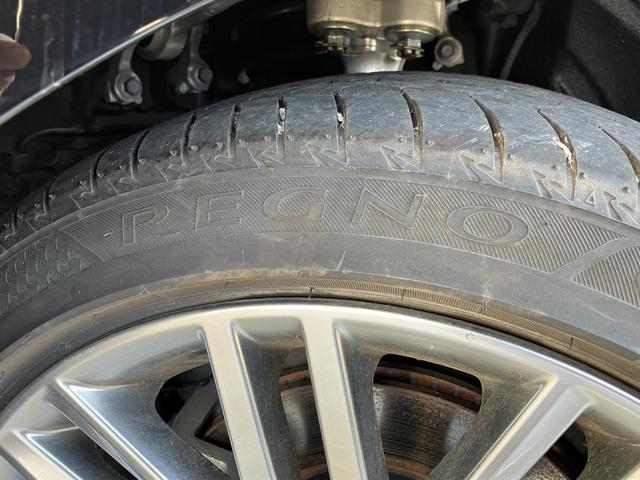 クラウンハイブリッド RS パノラミックビューモニター・純正SDナビ・Bluetoothオーディオ・フルセグ・ドラレコ・プリクラッシュセーフティー・レーダークルーズコントロール・レーンキープ・ブラインドスポットモニター・ETC・(48枚目)