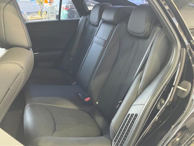 クラウンハイブリッド RS パノラミックビューモニター・純正SDナビ・Bluetoothオーディオ・フルセグ・ドラレコ・プリクラッシュセーフティー・レーダークルーズコントロール・レーンキープ・ブラインドスポットモニター・ETC・(74枚目)