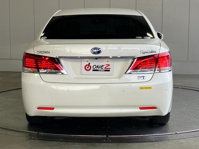 クラウンハイブリッド ロイヤルサルーン プリクラッシュセーフティー・レーダークルーズコントロール・コーナーセンサー・パワーシート・シートヒーター・オートディスチャージライト・純正HDDナビ・Bluetoothオーディオ・フルセグ・Bカメラ・(32枚目)