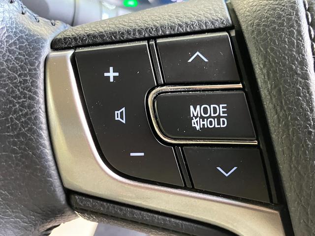 クラウンハイブリッド ロイヤルサルーン プリクラッシュセーフティー・レーダークルーズコントロール・コーナーセンサー・パワーシート・シートヒーター・オートディスチャージライト・純正HDDナビ・Bluetoothオーディオ・フルセグ・Bカメラ・(62枚目)