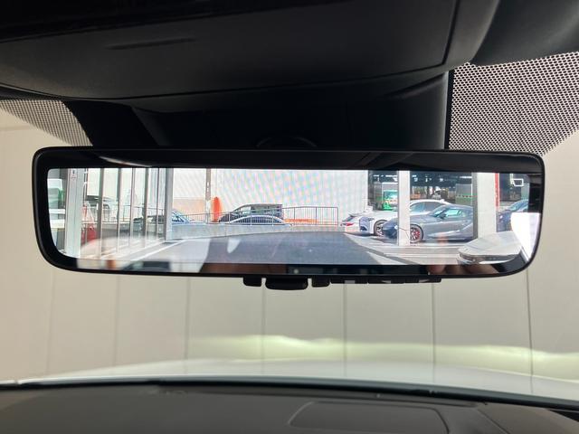 ＲＸ ＲＸ５００ｈ　Ｆスポーツパフォーマンス　ワンオーナー車・サンルーフ・オレンジブレーキキャリパー・パノラミックビューモニター・Ｂｌｕｅｔｏｏｔｈオーディオ・フルセグ・ナビ・パワートランク・デジタルインナーミラー・パーキングサポートブレーキ・（12枚目）