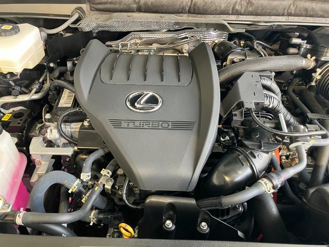 ＲＸ ＲＸ５００ｈ　Ｆスポーツパフォーマンス　ワンオーナー車・サンルーフ・オレンジブレーキキャリパー・パノラミックビューモニター・Ｂｌｕｅｔｏｏｔｈオーディオ・フルセグ・ナビ・パワートランク・デジタルインナーミラー・パーキングサポートブレーキ・（20枚目）