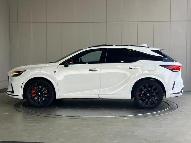 ＲＸ ＲＸ５００ｈ　Ｆスポーツパフォーマンス　ワンオーナー車・サンルーフ・オレンジブレーキキャリパー・パノラミックビューモニター・Ｂｌｕｅｔｏｏｔｈオーディオ・フルセグ・ナビ・パワートランク・デジタルインナーミラー・パーキングサポートブレーキ・（35枚目）