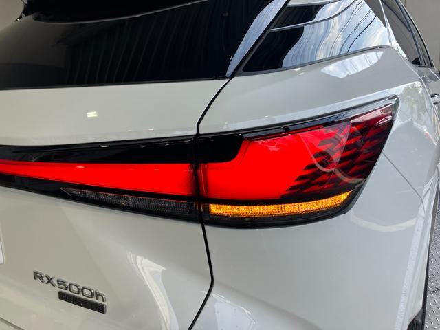 ＲＸ ＲＸ５００ｈ　Ｆスポーツパフォーマンス　ワンオーナー車・サンルーフ・オレンジブレーキキャリパー・パノラミックビューモニター・Ｂｌｕｅｔｏｏｔｈオーディオ・フルセグ・ナビ・パワートランク・デジタルインナーミラー・パーキングサポートブレーキ・（45枚目）