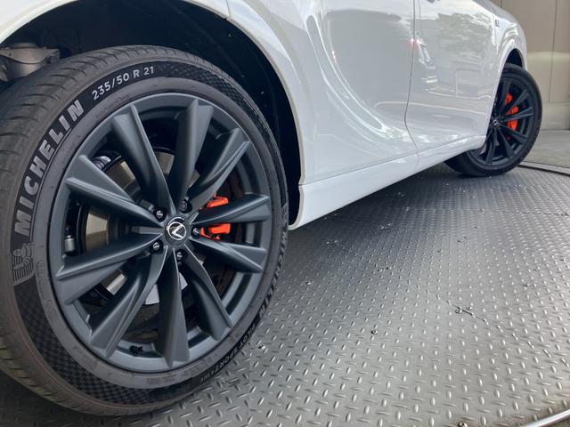 ＲＸ ＲＸ５００ｈ　Ｆスポーツパフォーマンス　ワンオーナー車・サンルーフ・オレンジブレーキキャリパー・パノラミックビューモニター・Ｂｌｕｅｔｏｏｔｈオーディオ・フルセグ・ナビ・パワートランク・デジタルインナーミラー・パーキングサポートブレーキ・（46枚目）