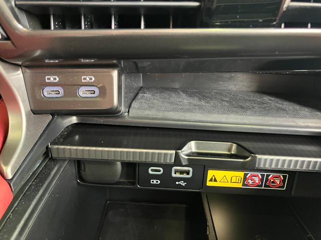 ＲＸ ＲＸ５００ｈ　Ｆスポーツパフォーマンス　ワンオーナー車・サンルーフ・オレンジブレーキキャリパー・パノラミックビューモニター・Ｂｌｕｅｔｏｏｔｈオーディオ・フルセグ・ナビ・パワートランク・デジタルインナーミラー・パーキングサポートブレーキ・（57枚目）