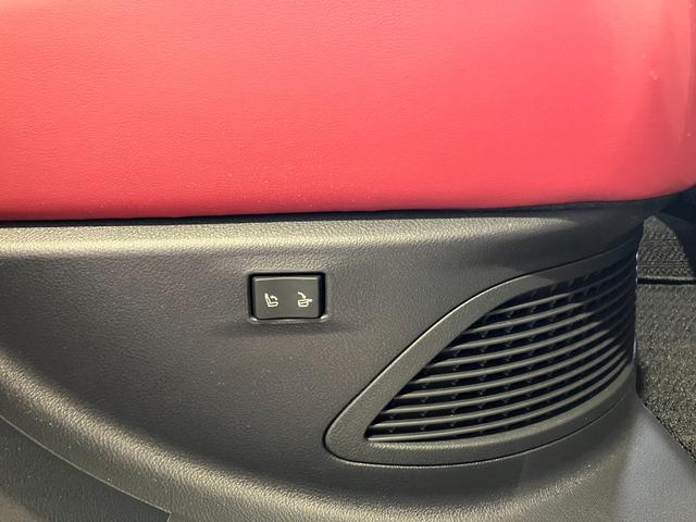 ＲＸ ＲＸ５００ｈ　Ｆスポーツパフォーマンス　ワンオーナー車・サンルーフ・オレンジブレーキキャリパー・パノラミックビューモニター・Ｂｌｕｅｔｏｏｔｈオーディオ・フルセグ・ナビ・パワートランク・デジタルインナーミラー・パーキングサポートブレーキ・（72枚目）