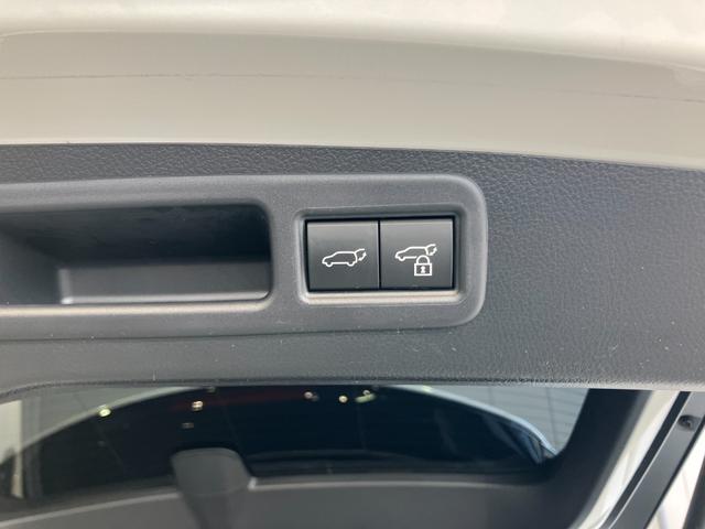 ＲＸ ＲＸ５００ｈ　Ｆスポーツパフォーマンス　ワンオーナー車・サンルーフ・オレンジブレーキキャリパー・パノラミックビューモニター・Ｂｌｕｅｔｏｏｔｈオーディオ・フルセグ・ナビ・パワートランク・デジタルインナーミラー・パーキングサポートブレーキ・（76枚目）