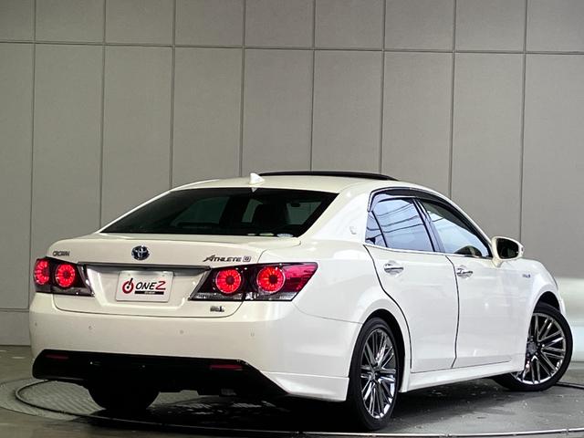 クラウンハイブリッド アスリートＧ　サンルーフ！パノラミックビューモニター・純正ＳＤナビ・Ｂｌｕｅｔｏｏｔｈオーディオ・フルセグ・黒本革シート・エアーシート・シートヒーター・プリクラッシュセーフティー！１８インチＡＷ！ドラレコ！（30枚目）