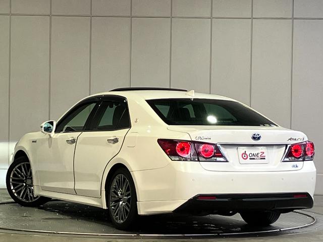 クラウンハイブリッド アスリートＧ　サンルーフ！パノラミックビューモニター・純正ＳＤナビ・Ｂｌｕｅｔｏｏｔｈオーディオ・フルセグ・黒本革シート・エアーシート・シートヒーター・プリクラッシュセーフティー！１８インチＡＷ！ドラレコ！（32枚目）