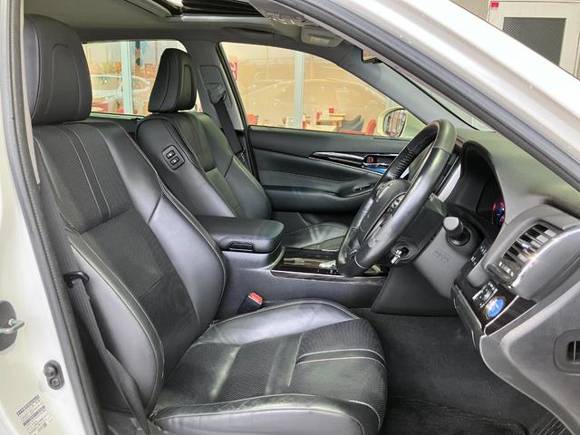 クラウンハイブリッド アスリートＧ　サンルーフ！パノラミックビューモニター・純正ＳＤナビ・Ｂｌｕｅｔｏｏｔｈオーディオ・フルセグ・黒本革シート・エアーシート・シートヒーター・プリクラッシュセーフティー！１８インチＡＷ！ドラレコ！（72枚目）