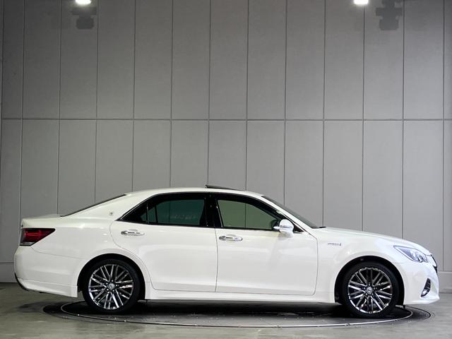 クラウンハイブリッド アスリートＳ　ワンオーナー・サンルーフ・パノラミックビューモニター・Ｂｌｕｅｔｏｏｔｈオーディオ・純正ナビ・コーナーセンサー・プリクラッシュセーフティー・レーダークルーズコントロール・１８インチスパッタリングＡＷ（29枚目）