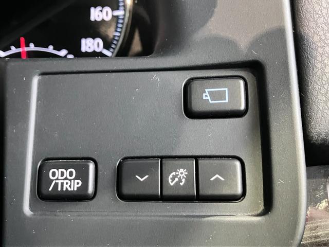 クラウンハイブリッド アスリートＳ　ワンオーナー・サンルーフ・パノラミックビューモニター・Ｂｌｕｅｔｏｏｔｈオーディオ・純正ナビ・コーナーセンサー・プリクラッシュセーフティー・レーダークルーズコントロール・１８インチスパッタリングＡＷ（53枚目）