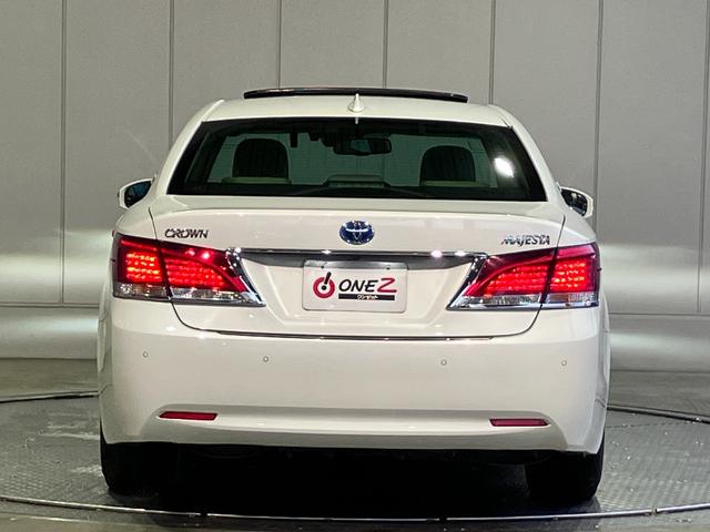 クラウンマジェスタ Fバージョン サンルーフ・ベージュ本革シート・エアーシート・シートヒーター・パワーシート・純正SDナビ・フルセグ・Bluetoothオーディオ・Bカメラ・コンビハンドル・ハンドルヒーター・リアコンソールスイッチ・(30枚目)