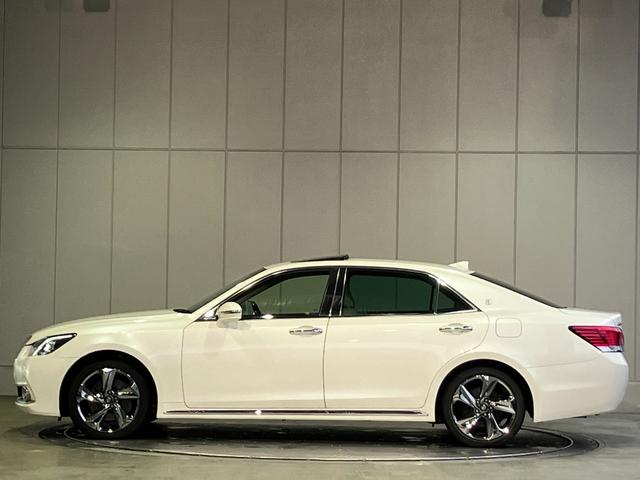 クラウンマジェスタ Fバージョン サンルーフ・ベージュ本革シート・エアーシート・シートヒーター・パワーシート・純正SDナビ・フルセグ・Bluetoothオーディオ・Bカメラ・コンビハンドル・ハンドルヒーター・リアコンソールスイッチ・(34枚目)