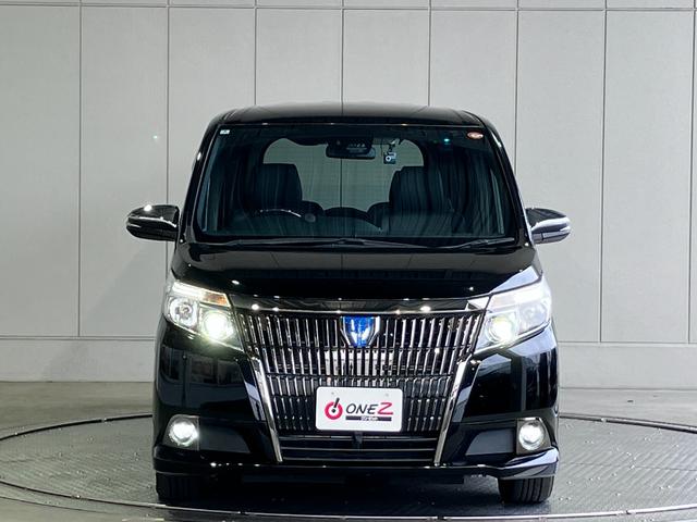 エスクァイア ハイブリッドＧｉ　ブラックテーラード　純正９インチＳＤナビ・Ｂｌｕｅｔｏｏｔｈオーディオ・フルセグ・Ｂカメラ・両側パワースライドドア・クルーズコントロール・プリクラッシュセーフティー・レーンキープ・シートヒーター・黒革調シート・７人乗り・（28枚目）