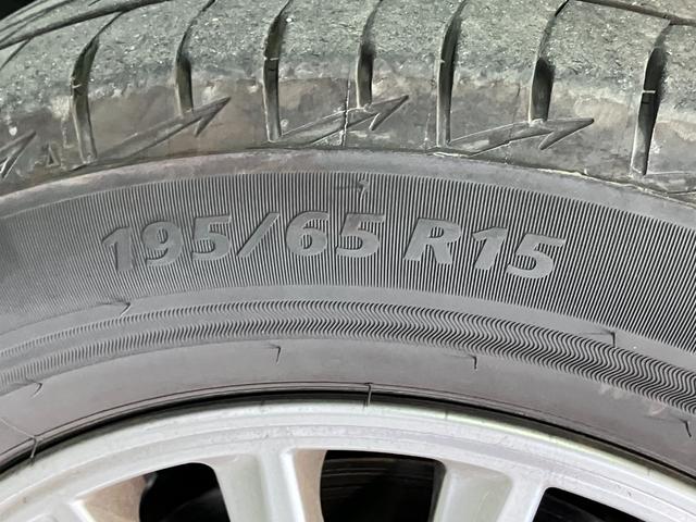 エスクァイア ハイブリッドＧｉ　ブラックテーラード　純正９インチＳＤナビ・Ｂｌｕｅｔｏｏｔｈオーディオ・フルセグ・Ｂカメラ・両側パワースライドドア・クルーズコントロール・プリクラッシュセーフティー・レーンキープ・シートヒーター・黒革調シート・７人乗り・（50枚目）