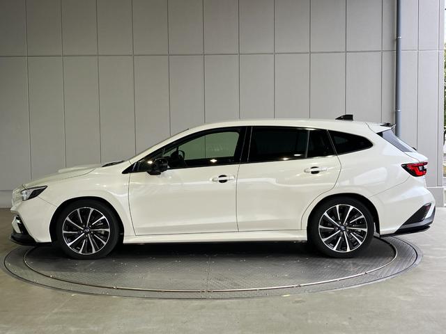 レヴォーグ ＳＴＩスポーツ　ＥＸ　ＳＴｉエアロＦＳＲ・マフラー・Ｒスポイラー・純正ナビ・Ｂｌｕｅｔｏｏｔｈオーディオ・フルセグ・Ｂカメラ・デジタルインナーミラー・黒赤コンビ革シート・シートヒーター・ブラインドスポットモニター・ＥＴＣ・（35枚目）