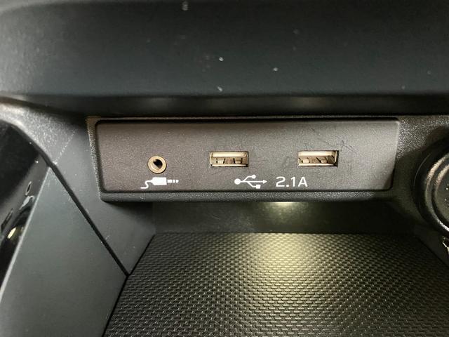 レヴォーグ ＳＴＩスポーツ　ＥＸ　ＳＴｉエアロＦＳＲ・マフラー・Ｒスポイラー・純正ナビ・Ｂｌｕｅｔｏｏｔｈオーディオ・フルセグ・Ｂカメラ・デジタルインナーミラー・黒赤コンビ革シート・シートヒーター・ブラインドスポットモニター・ＥＴＣ・（69枚目）