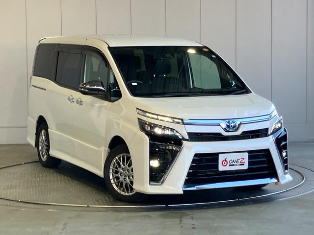 ヴォクシー ハイブリッドＺＳ　煌ＩＩＩ　９インチＳＤナビ・Ｂｌｕｅｔｏｏｔｈオーディオ・フルセグ・Ｂカメラ・フリップダウンモニター・両側パワースライド・クルーズコントロール・２．０ＥＴＣ・プリクラッシュセーフティー・レーンキープ・純正ＡＷ（29枚目）