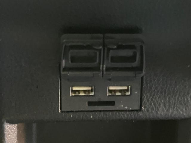 ヴォクシー ハイブリッドＺＳ　煌ＩＩＩ　９インチＳＤナビ・Ｂｌｕｅｔｏｏｔｈオーディオ・フルセグ・Ｂカメラ・フリップダウンモニター・両側パワースライド・クルーズコントロール・２．０ＥＴＣ・プリクラッシュセーフティー・レーンキープ・純正ＡＷ（78枚目）